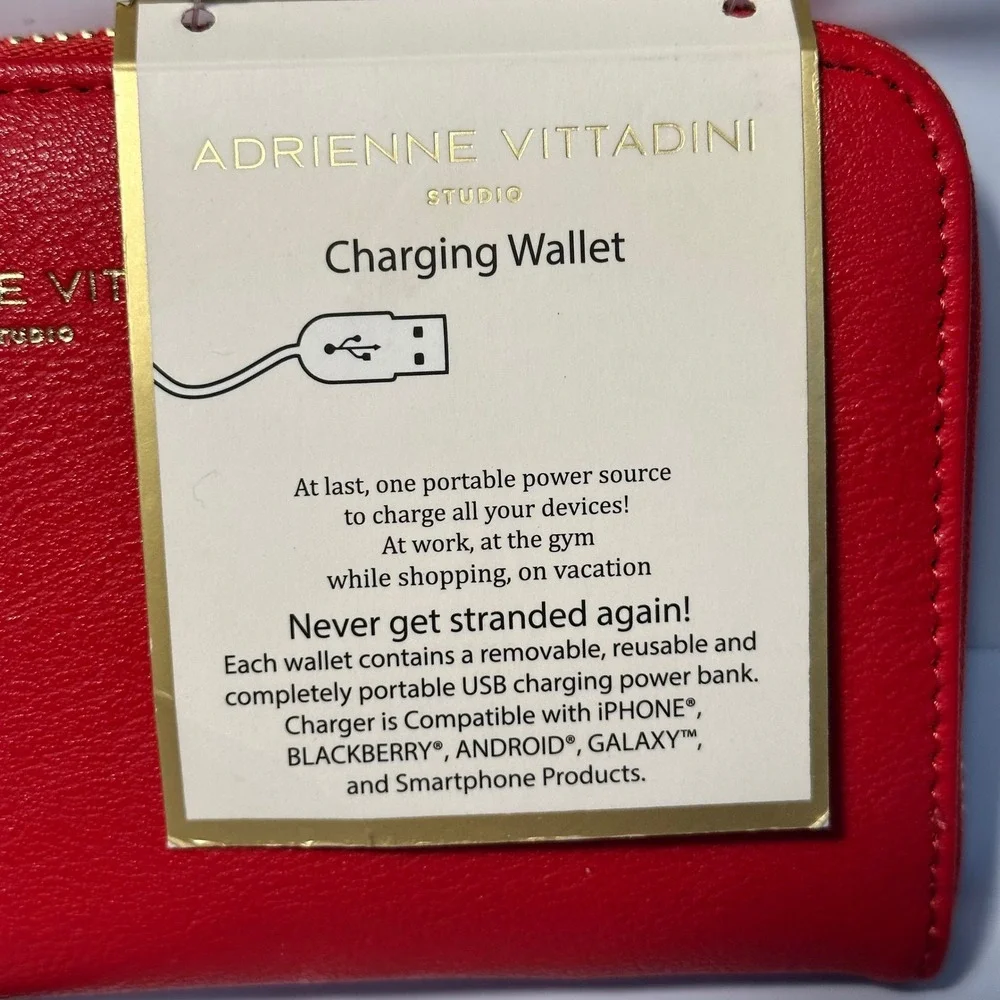 Adrienne Vittadini Charging Wallet‎ Womens OS Red Pebble Zip Phone Case New
